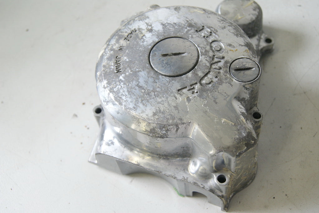 HONDA CB 250 TWO FIFTY MC26 STATOR COVER ENGINE