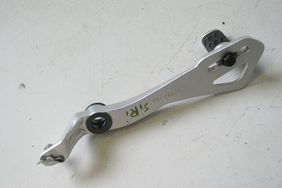 BUELL 1125 R XB3 L4F PEDAL DE FRENO TRASERO