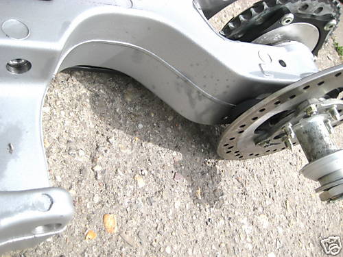 TRIUMPH SPRINT ST T695 955i EINARMSCHWINGE SCHWINGE 99-03