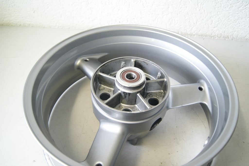 TRIUMPH DAYTONA 600 806LW RIM REAR WHEEL - ACCIDENT-FREE