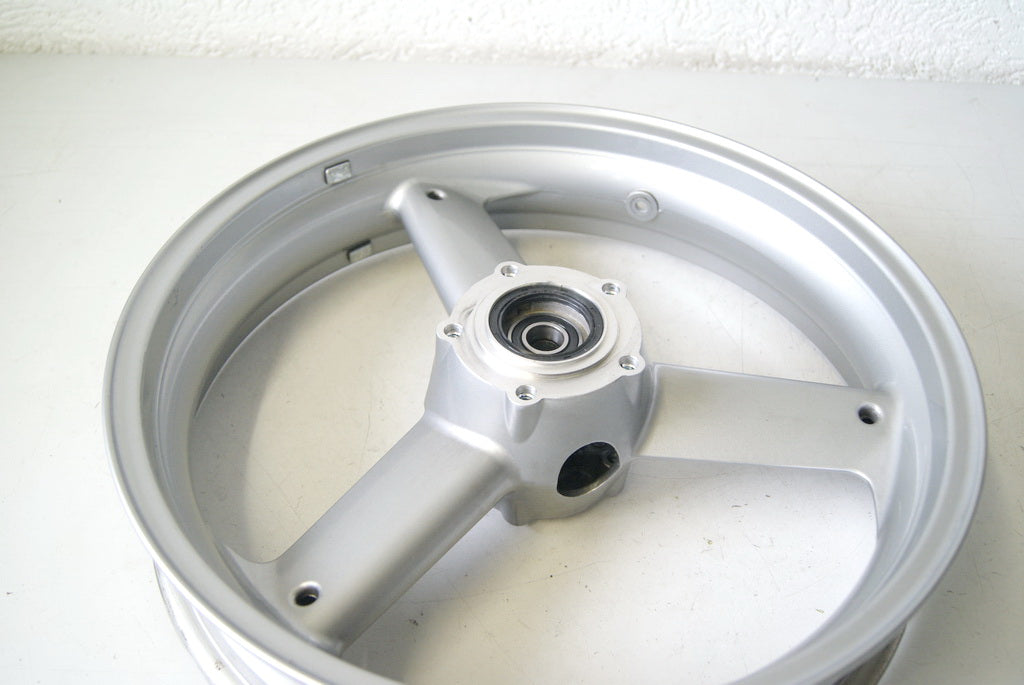 TRIUMPH DAYTONA 600 806LW RIM FRONT WHEEL - ACCIDENT-FREE