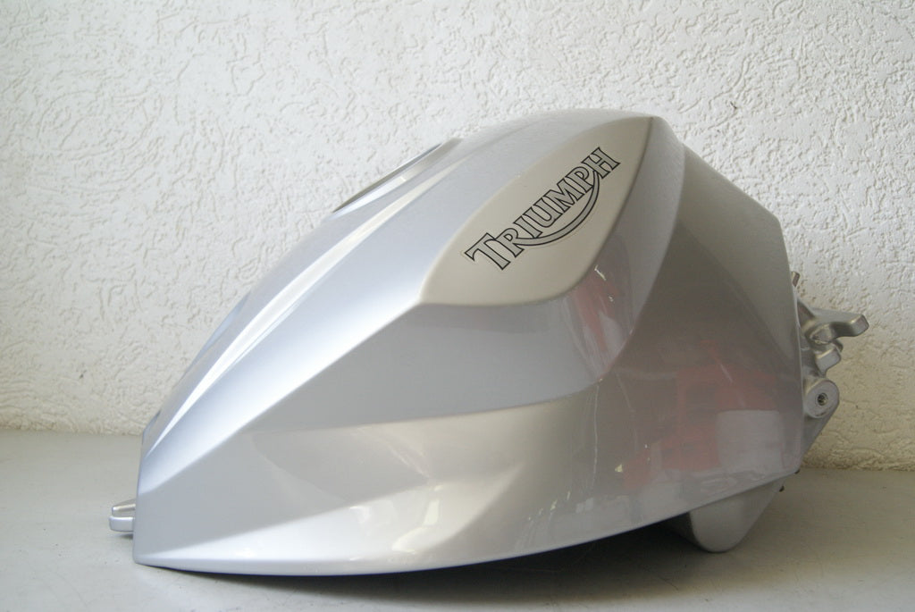 TRIUMPH DAYTONA 600 806LW TANK BENZINTANK FUEL