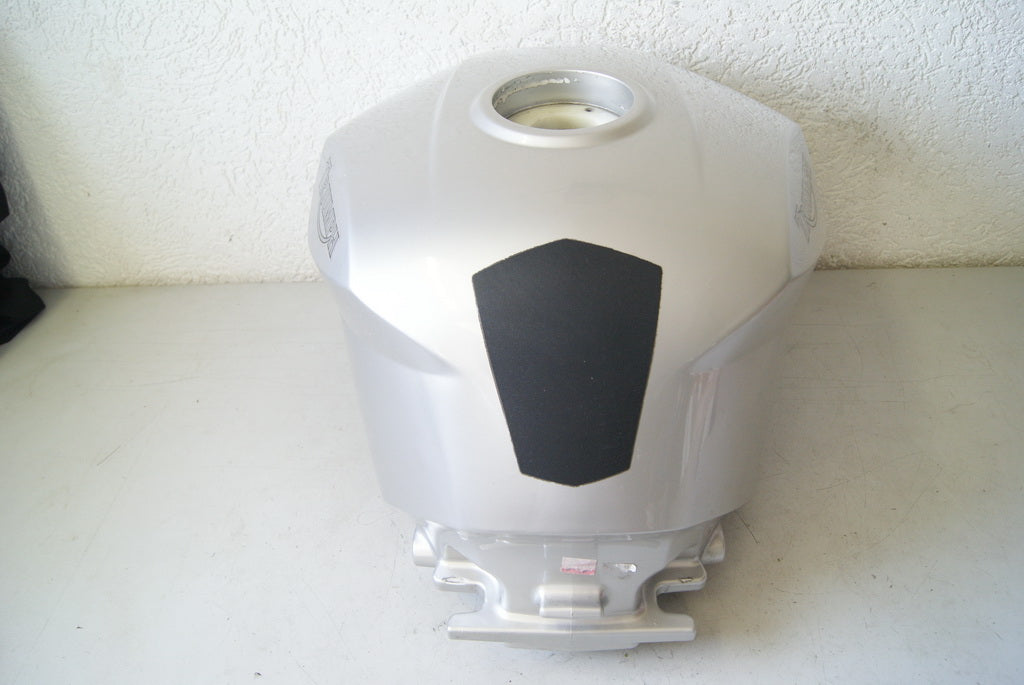 TRIUMPH DAYTONA 600 806LW TANK BENZINTANK FUEL