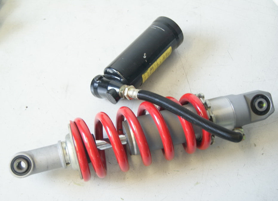 TRIUMPH DAYTONA 600 806LW FEDERBEIN STOßDÄMPFER SHOCK ABSORBER