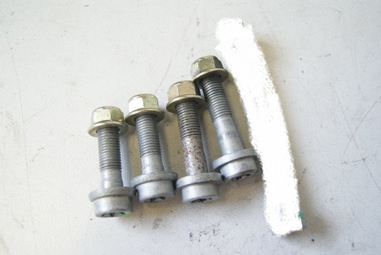 TRIUMPH DAYTONA 600 806LW BOLTS SUBFRAME