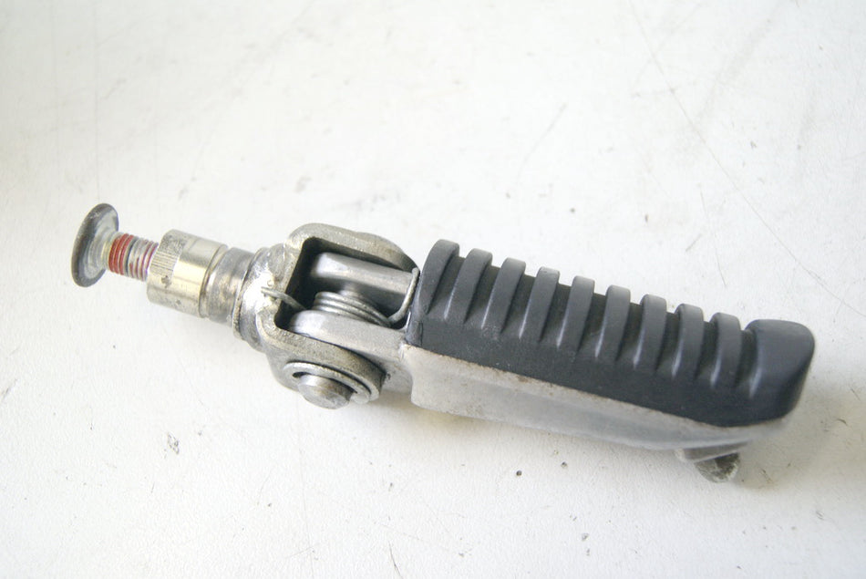 KAWASAKI ZRX 1200 S ZRT20A ESTRIBERA CONDUCTOR DERECHA