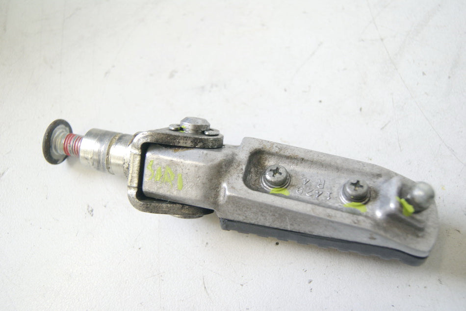 KAWASAKI ZRX 1200 S ZRT20A ESTRIBERA CONDUCTOR DERECHA