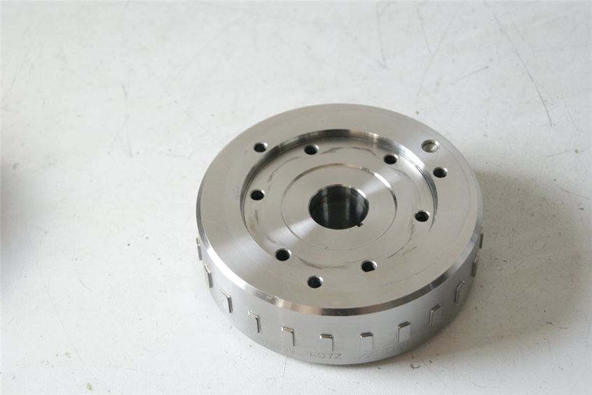 APRILIA SL 750 SHIVER ZD4RAA00 LIMA ROTOR POLRAD LICHTMASCHINE