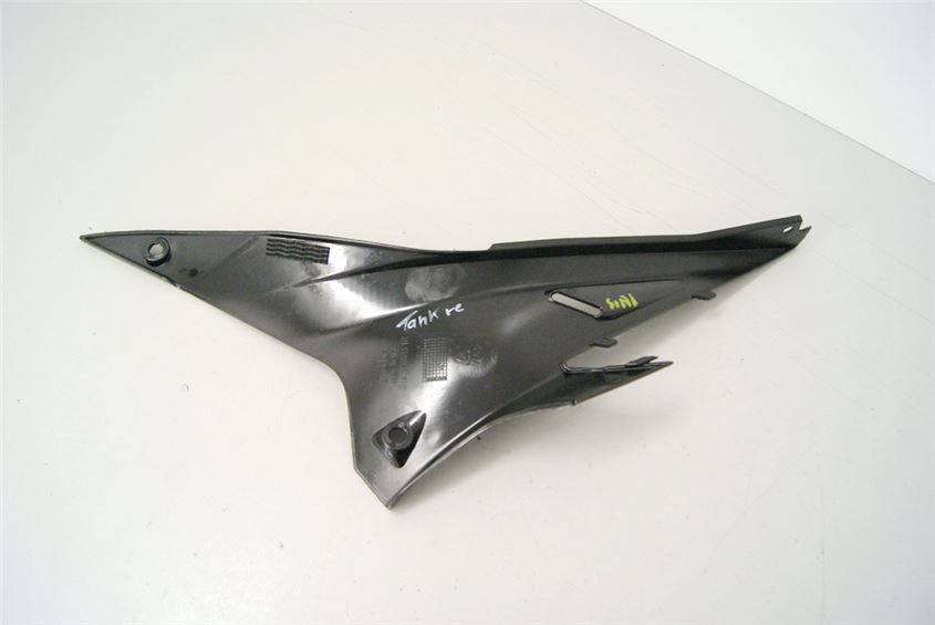 APRILIA TUONO V4 R 4TY VERKLEIDUNG TANK RECHTS ABDECKUNG COVER