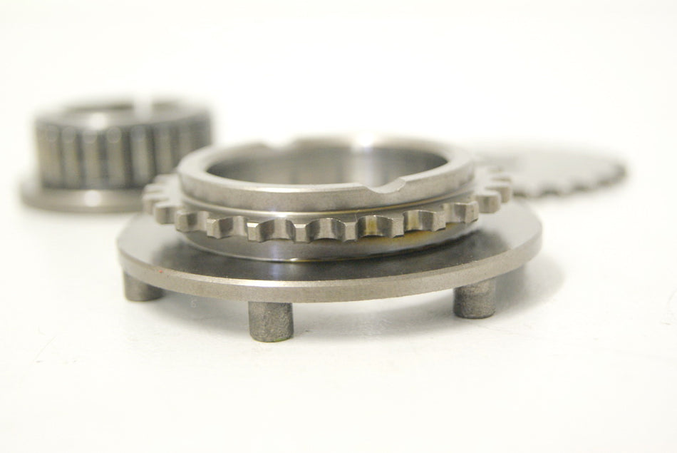 TRIUMPH DAYTONA 600 806LW SPROCKET OIL PUMP PINION CHAIN