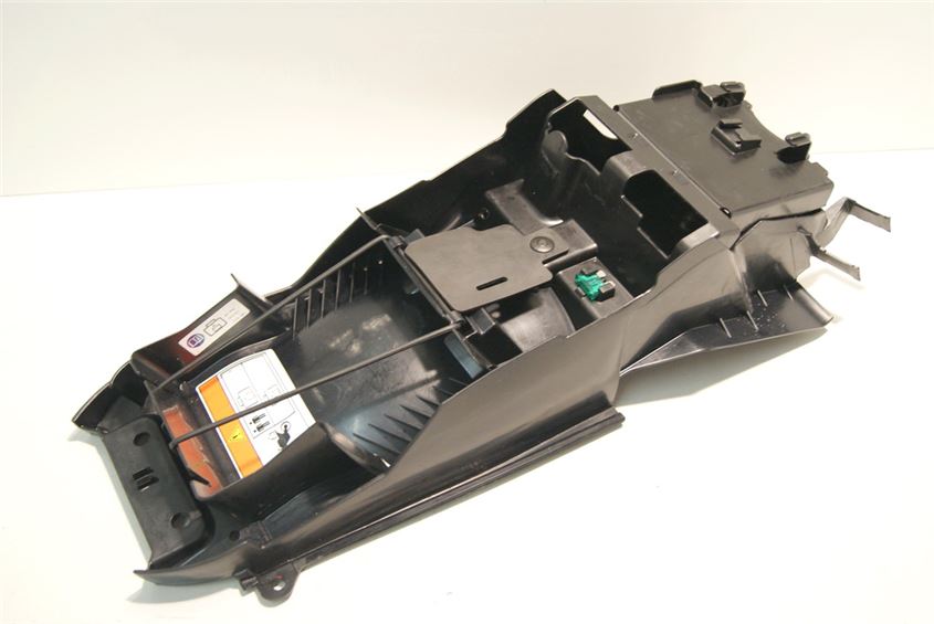 HONDA CBR 125 R JC50 KOTFLÜGEL RADLAUF FENDER VERKLEIDUNG