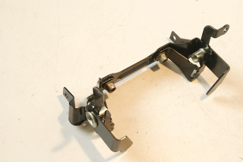 BMW K 1200 S K12S REAR TANK MOUNT SUPPORT BRACKET
