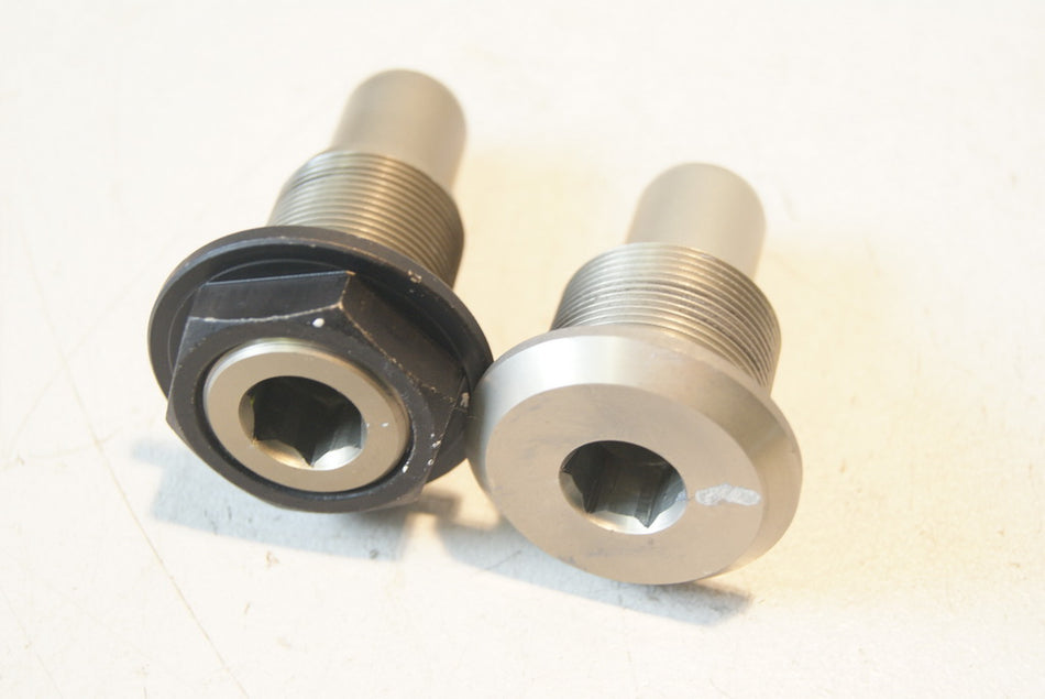 BMW K 1200 S K12S SCREWS SWINGARM LOWER AXLE