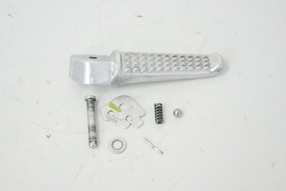 HONDA CBR 1100 XX SC35 REPOSAPIÉS PASAJERO DERECHO