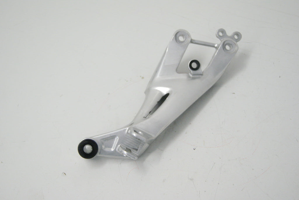HONDA CBR 1100 XX SC35 FUßRASTENTRÄGER SOZIUS RECHTS FOOTREST