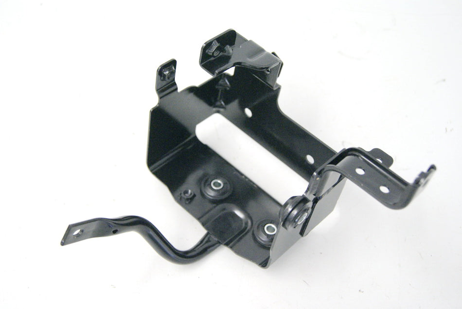 SUZUKI SFV 650 A WVCX GLADIUS ABS HALTERUNG ABS PUMPE HALTER TRÄGER