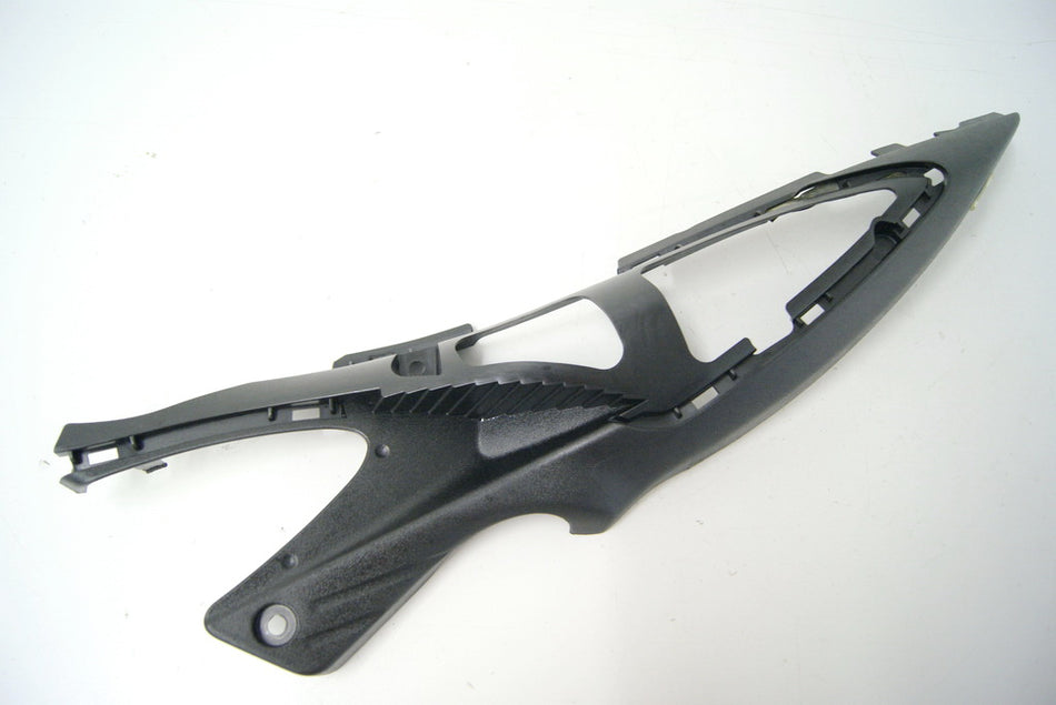 SUZUKI SFV 650 A WVCX GLADIUS ABS CARENADO TRASERO IZQUIERDO