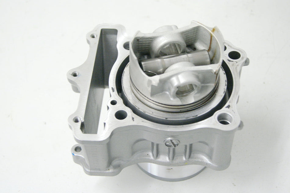 SUZUKI SFV 650 A WVCX GLADIUS ABS ZYLINDER HINTEN KOLBEN CYLINDER PISTON REAR