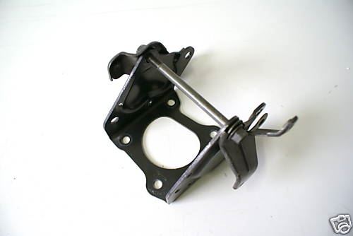 YAMAHA XV 535 VIRAGO ENGINE MOUNT BRACKET ENGINE