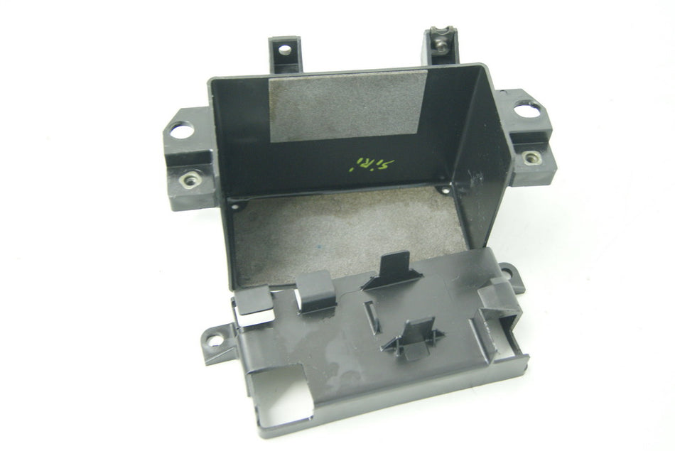 YAMAHA FZ6 FAZER RJ07 BATTERY BOX BATTERY COMPARTMENT
