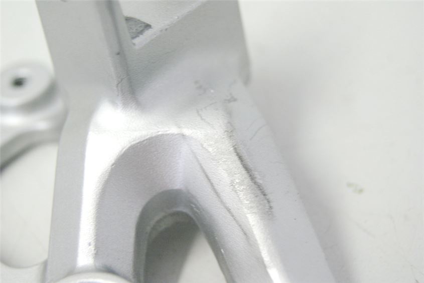 SUZUKI GSX-R 750 WVCW FOOTREST BRACKET RIDER LEFT