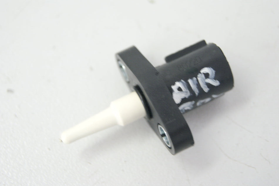SUZUKI GSX-R 750 WVCW TEMPERATURE SENSOR AIRBOX