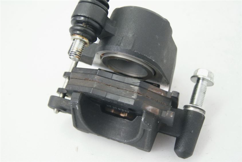 SUZUKI GSX-R 750 WVCW PINZA DE FRENO TRASERA