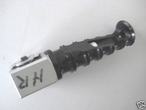 YAMAHA FZ-1 N RN16 FUßRASTE SOZIUS RECHTS FOOTREST ZUBEHÖR