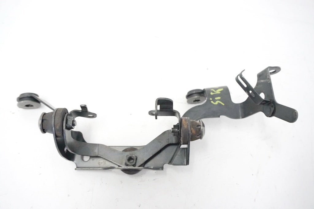 HONDA CBR 600 RR PC40 ABS HALTERUNG ABS PUMPE HINTEN