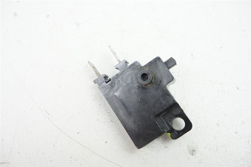 HONDA CBF 1000 ABS SC58 INTERRUPTOR LUZ DE FRENO DELANTERO