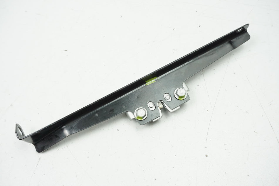 BMW C1 125 EXECUTIVE LOCK SEAT HOLDER