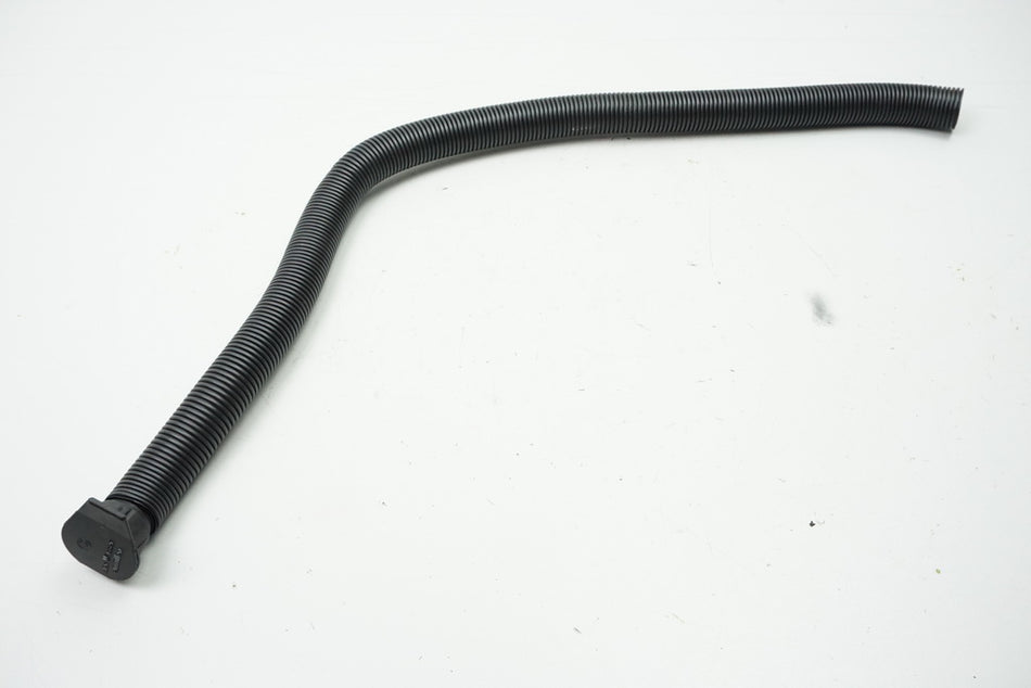 BMW C1 125 EXECUTIVE HOSE FILLER NECK CONTAINER WINDSHIELD WASHER