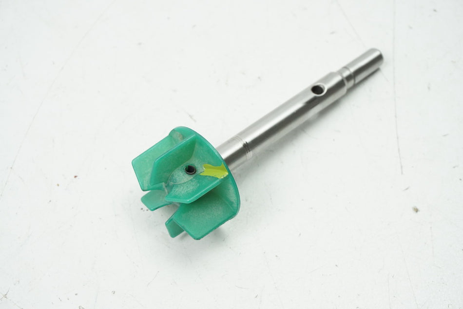 BMW C1 125 EXECUTIVE WATER PUMP SHAFT WATER PUMP
