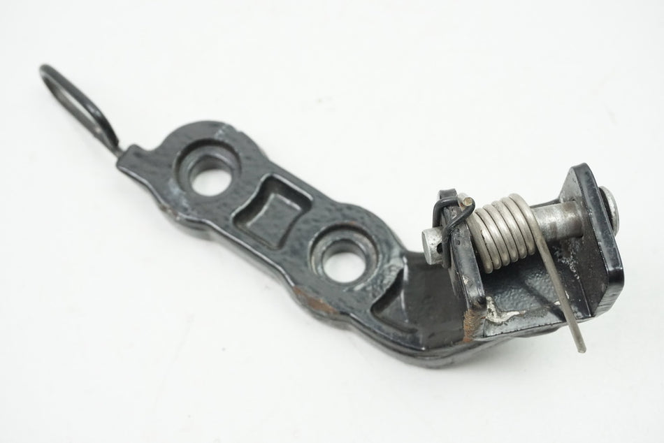 BMW F 650 169 FOOTREST BRACKET RIDER RIGHT SUPPORT PLATE