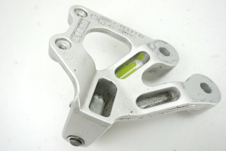 SUZUKI GSX-R 600 WVCV SOPORTE DE ESTRIBERA DELANTERA IZQUIERDA FOOTREST