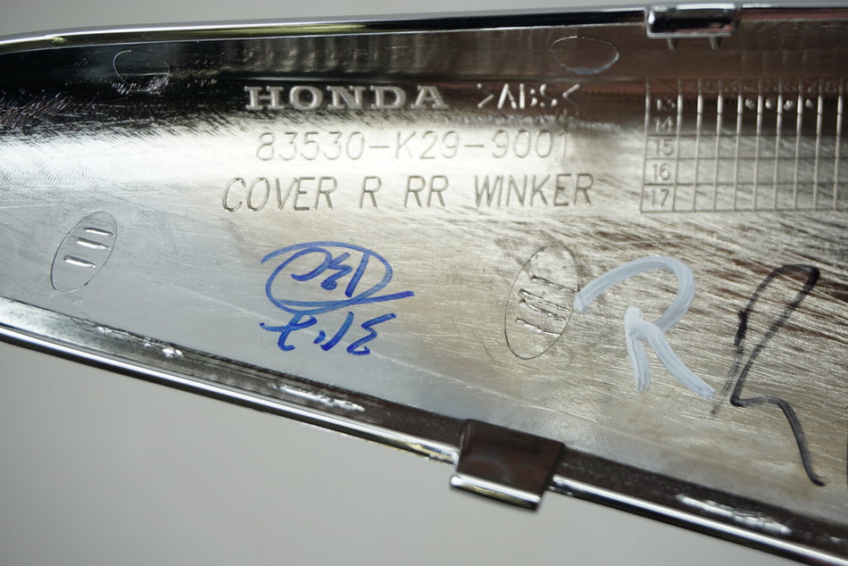 HONDA SH 125 ANC i MODE JF51A ABDECKUNG HECK RECHTS CHROM COVER VERKLEIDUNG