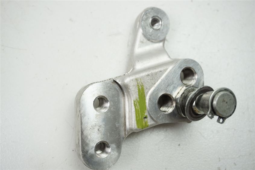 SUZUKI GSX-R 600 WVCV SHIFTER LEVER HOLDER MOUNT BRACKET