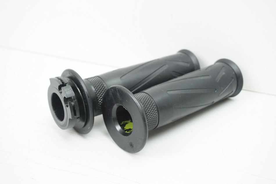 YAMAHA YP 400 RA SH07 X MAX THROTTLE GRIP GRIP RUBBER