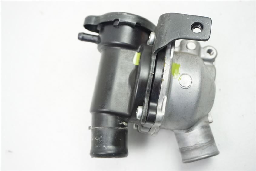 KAWASAKI Z 750 ZR750L THERMOSTAT THERMOSTATGEHÄUSE EINFÜLLSTUTZEN