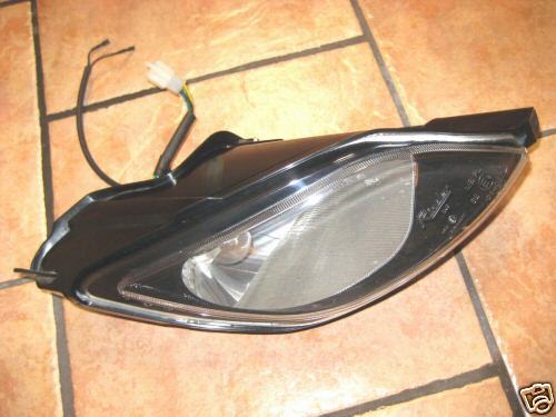 YAMAHA XQ 125 MAXSTER SCHEINWERFER RECHTS 01-03