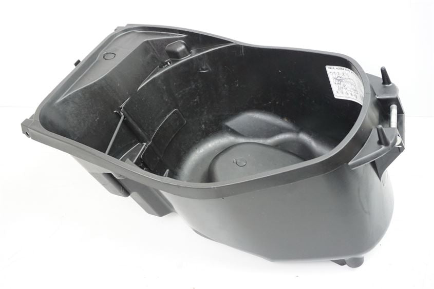 HONDA NSC 50 WH AF72 VISION STAUFACH STAUBOX HELMFACH