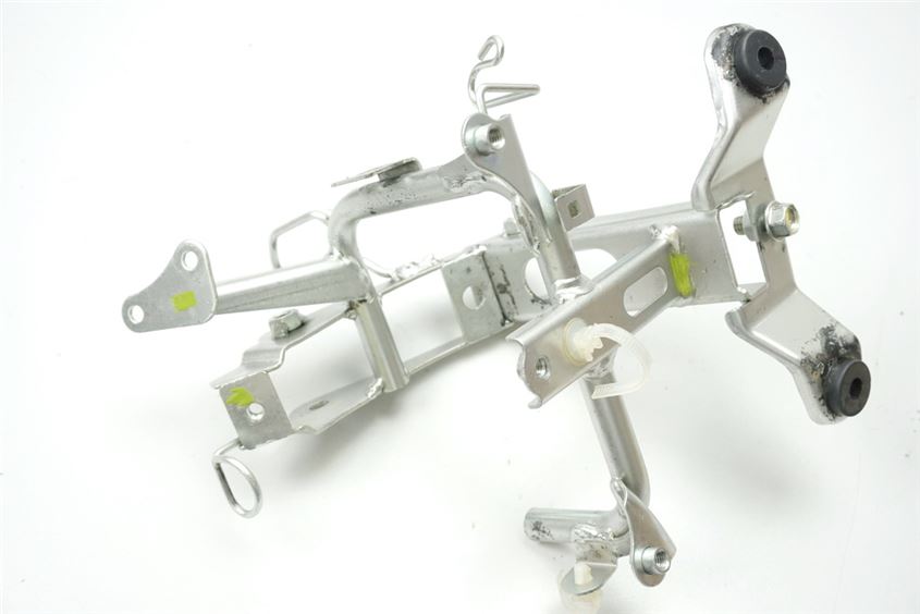 HONDA NSC 50 WH AF72 VISION HALTERUNG TRÄGER STÜTZE VORN