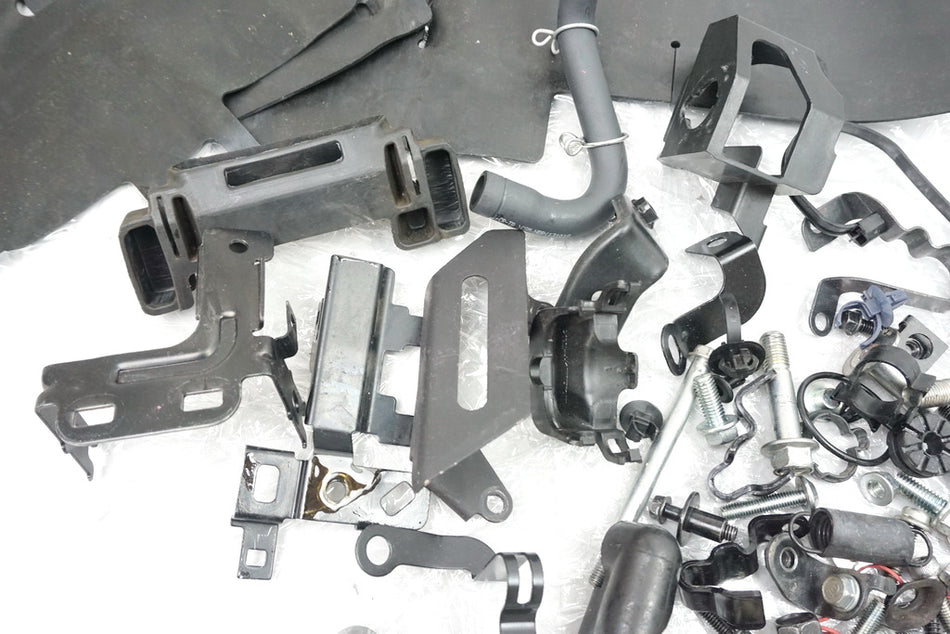 HONDA CB 500 FA ABS PC45 SCHRAUBEN & KLEINTEILE HALTER
