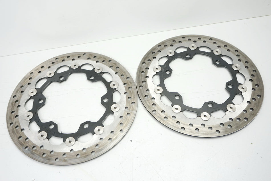 HYOSUNG GV 650 i PRO AQUILA DISCOS DE FRENO DELANTEROS