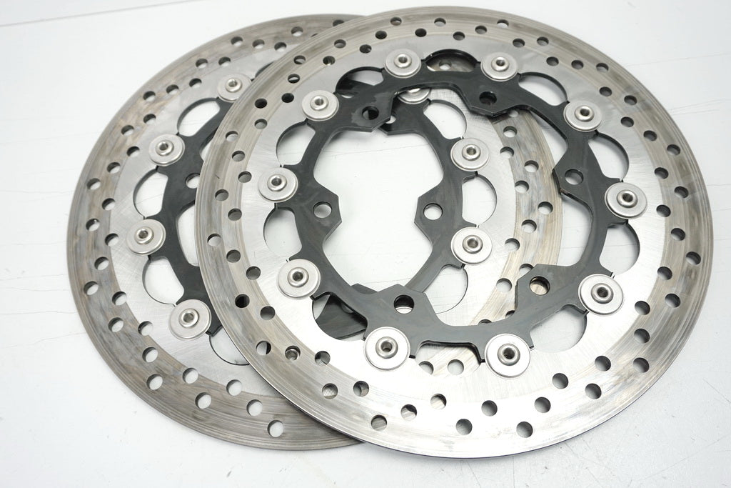 HYOSUNG GV 650 i PRO AQUILA BREMSSCHEIBEN VORN BRAKE DISC