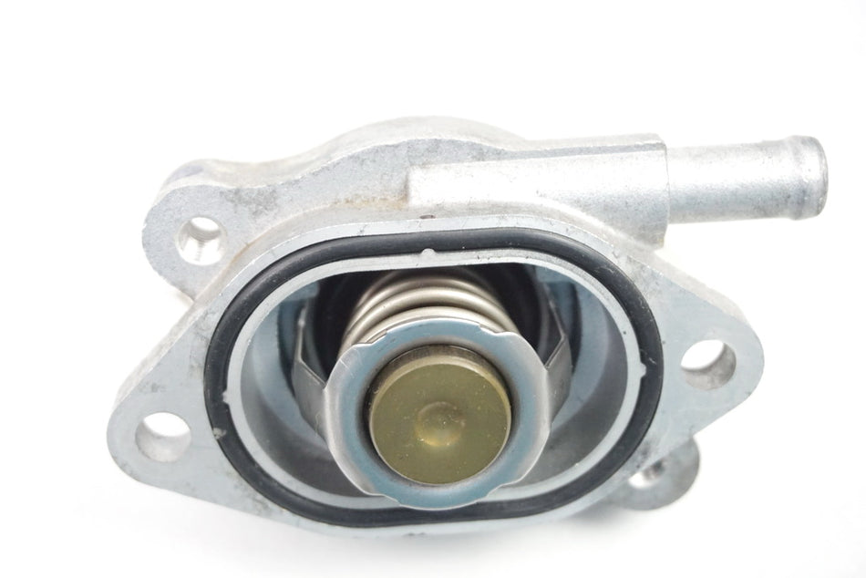 SUZUKI GSX-R 600 WVCE THERMOSTAT THERMOSTATGEHÄUSE