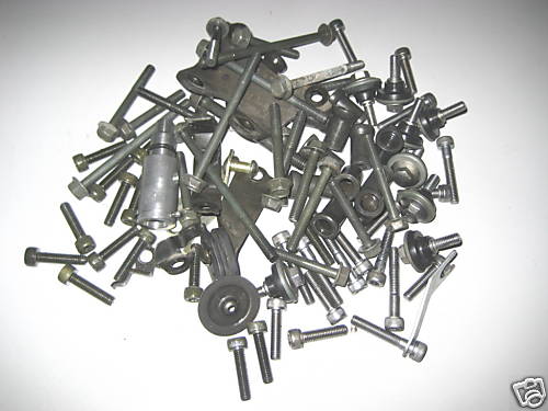 YAMAHA YZF 600 4TV THUNDERCAT SCREWS SMALL PARTS 96-02
