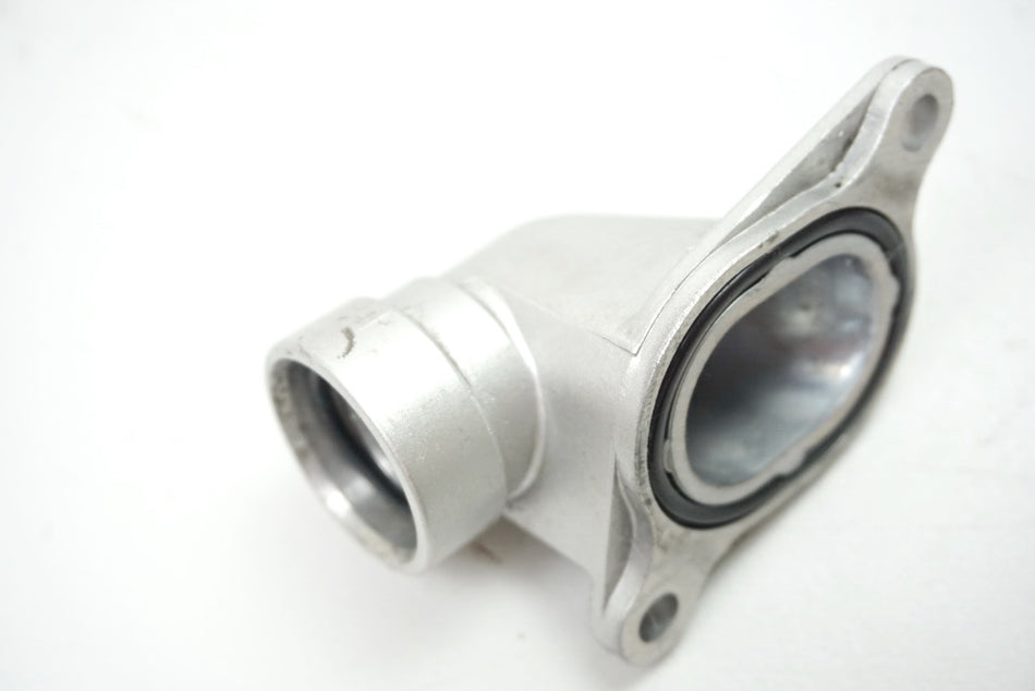 YAMAHA TDM 850 4TX ANSCHLUß STUTZEN