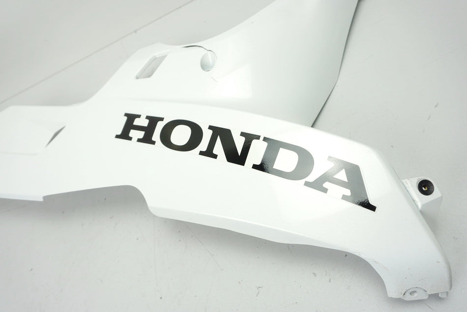 HONDA CBR 600 RR PC40 VERKLEIDUNG BUG RECHTS UNTEN