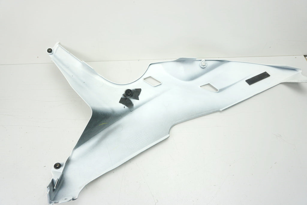 HONDA CBR 600 RR PC40 VERKLEIDUNG BUG RECHTS UNTEN